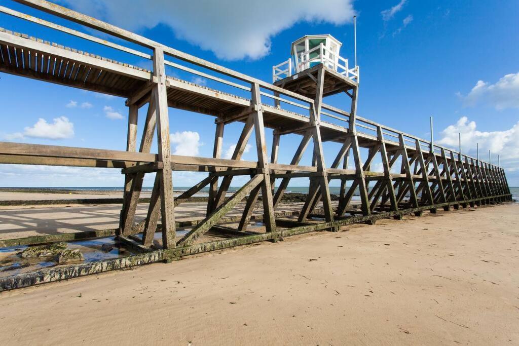 La Petite Baleine, Appt A 50M De La Plage Luc-sur-Mer Bagian luar foto